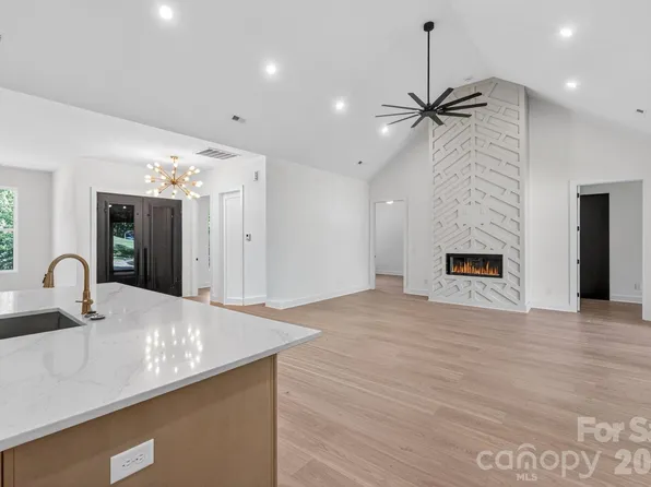 276 Broken Arrow Dr #25, Statesville, NC 28677