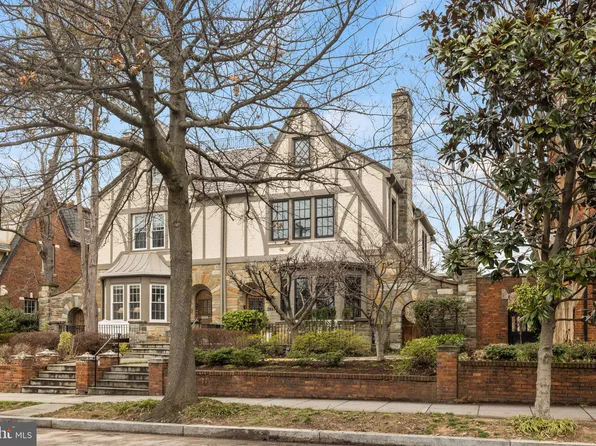 3823 Cathedral Ave NW, Washington, DC 20016