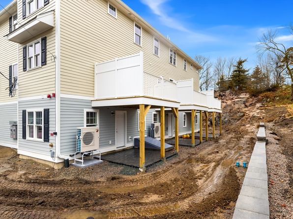741 Washington St #3, Canton, MA 02021