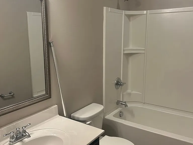 200 Rivers Edge Cir — Photo 11