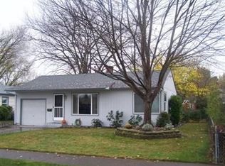 921 Mount Pitt Ave, Medford, OR 97501