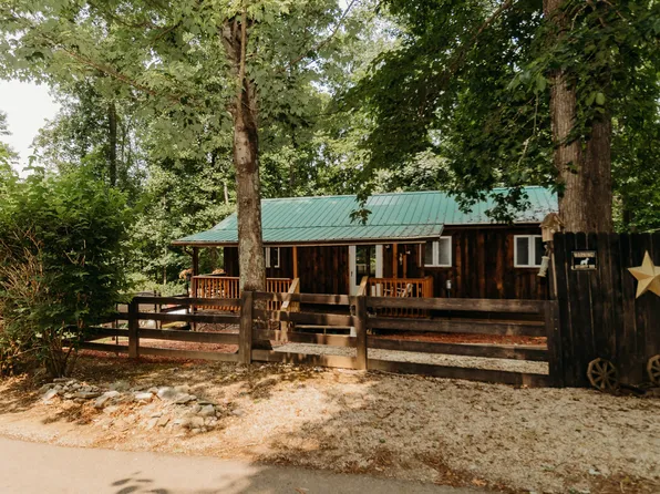 303 Midnight Pass Rd, Wellington, KY 40387