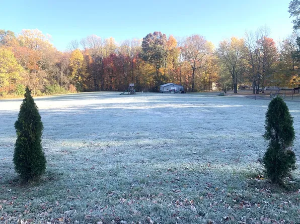 W Oak Hill Rd, Crawfordsville, IN 47933