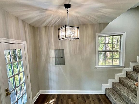 4th image of 1024 Walnut St