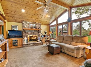 S79W32957 Sugden Rd, Mukwonago, WI 53149