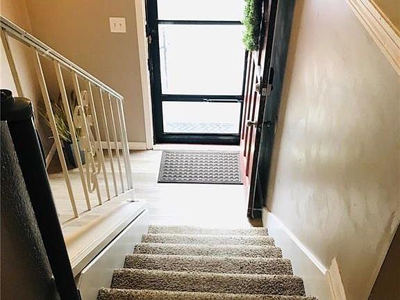 3rd image of 3018 S Bryn Mawr Dr