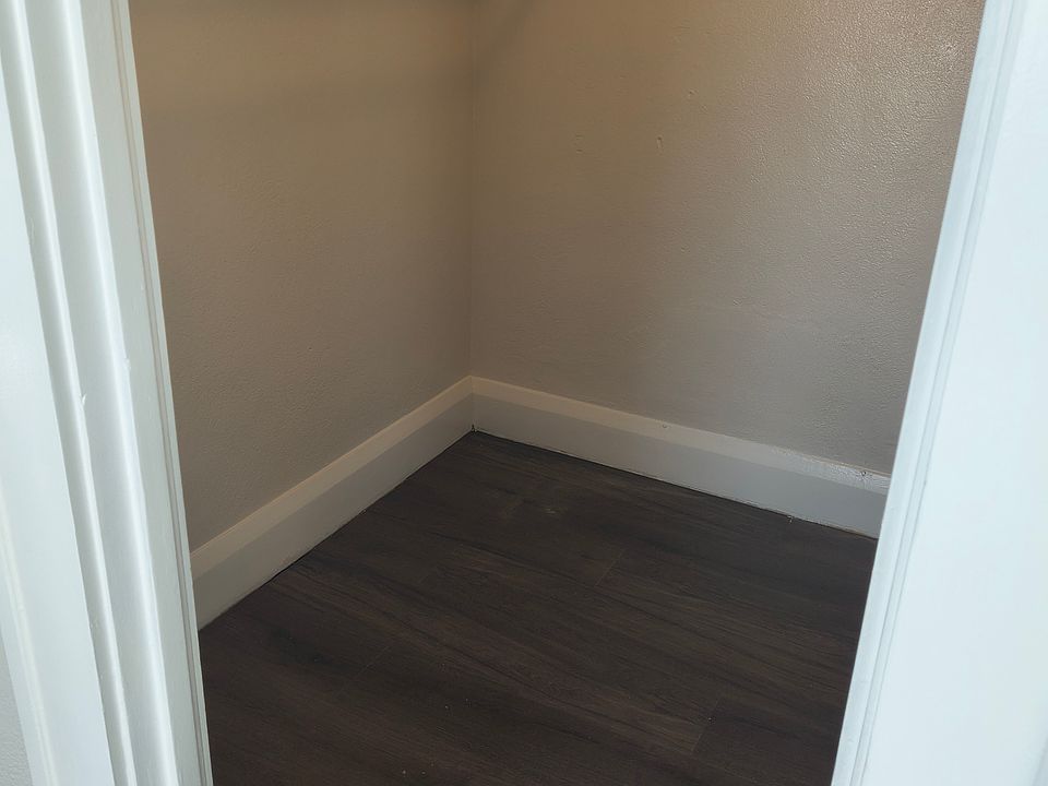 2nd image of 1912 7th Ave W #17