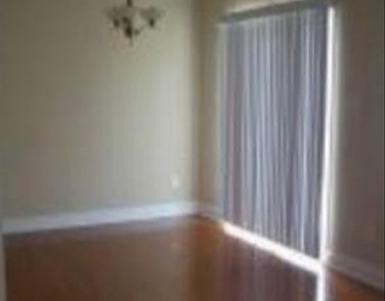 4th image of 146 Westfield Dr