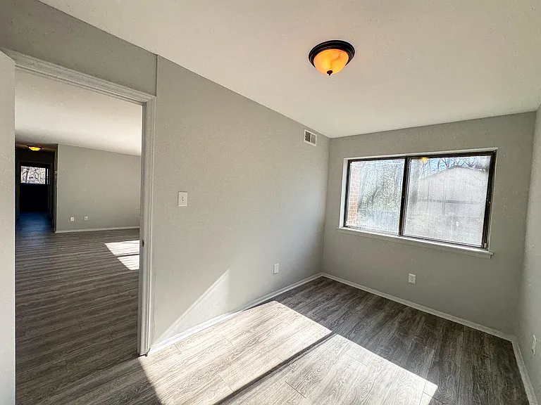 1287 Schaub Dr #1-E — Photo 18