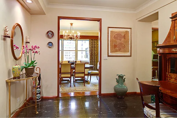 Sold by Stribling | media 2