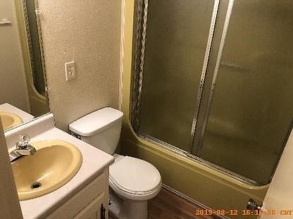 4th image of 713 33rd St E APT D