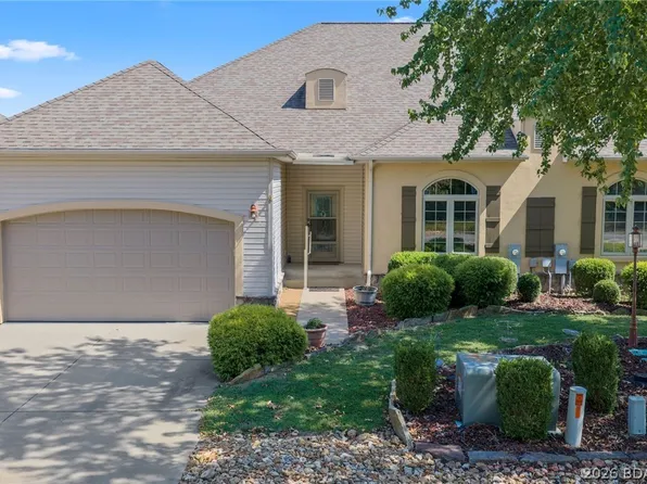 718 Buckingham Dr, Camdenton, MO 65020