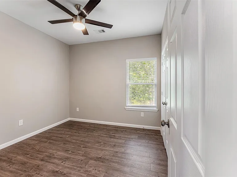 5214 Jezebel St #B — Photo 22