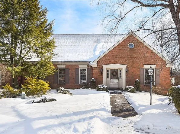 634 Poplar Ct, Pittsburgh, PA 15238