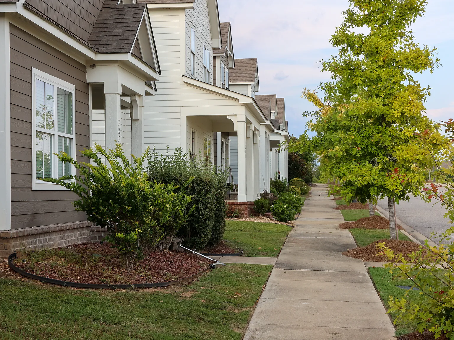4 bed, 1846 sqft, $2,600 — Photo 3