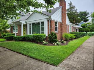 203 Cole Ave, Providence, RI 02906