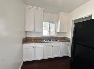 11459 Cumpston St, North Hollywood, CA 91601
