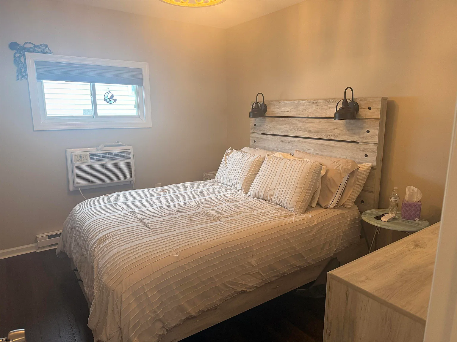 9401 Pacific Ave — Photo 2