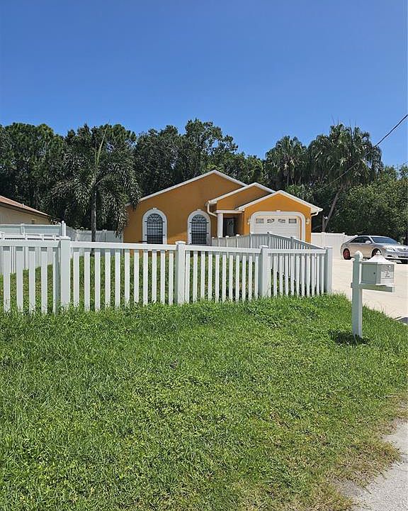 1st image of 9807 Lella Ave