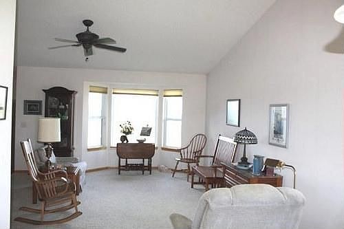 4th image of 4201 Niblick Dr