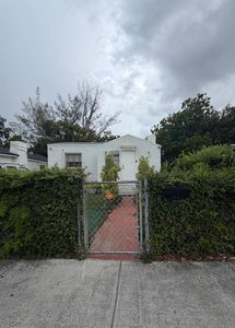 1176 NW 58th Ter, Miami, FL, 33127