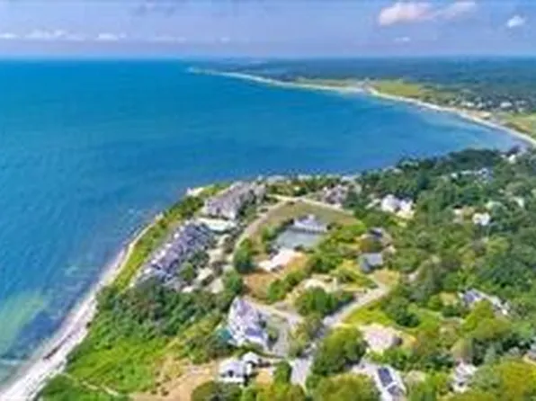 27 Upland Avenue, Falmouth, MA 02540