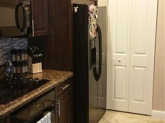 4th image of 6981 Julia Gardens Drive #6981
