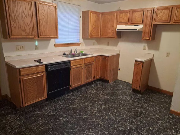 314 Main St APT A, Indian Orchard, MA 01151