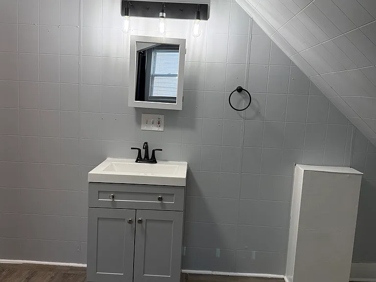 141 Spruce St #2 — Photo 8