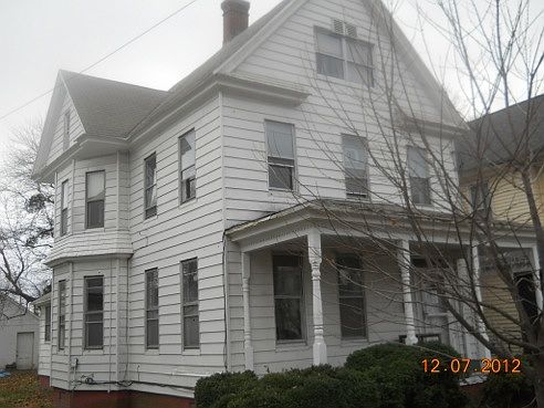 2nd image of 405 Maryland Ave