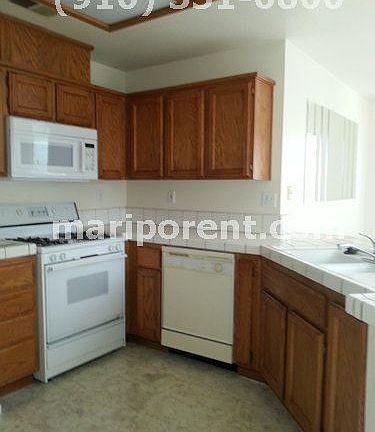 3rd image of 4941 Chelsea Glen Ct