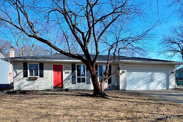 1st image of 125 Briarwood Dr