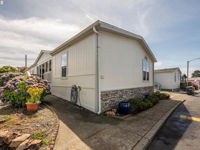 97940 W Benham Ln APT 4, Brookings, OR, 97415