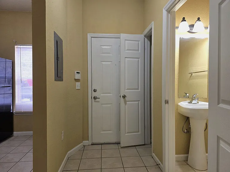 5065 NW 45th Rd #103 — Photo 10