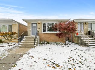 6028 S Rutherford Ave, Chicago, IL 60638