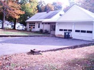 3044 Lone Pine Rd, Schenectady, NY 12303