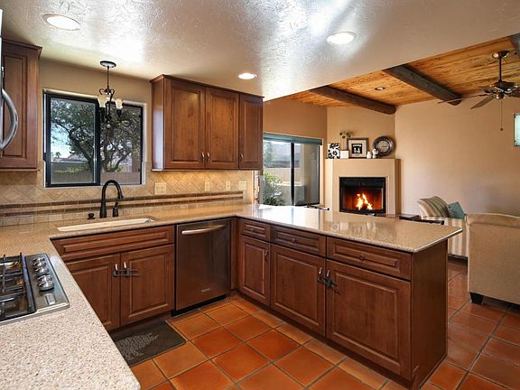 3rd image of 11905 N Copper Butte Dr
