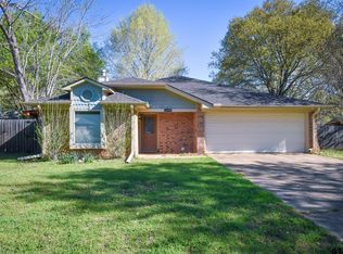 1105 Cyndi St, Whitehouse, TX 75791