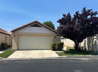 11580 Oak St, Apple Valley, CA 92308