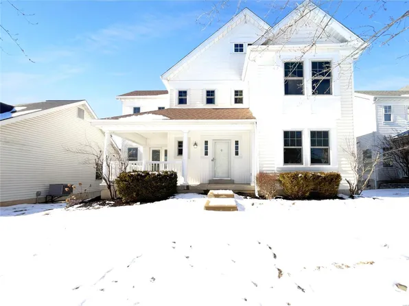 618 Summer Stone Dr, O'Fallon, MO 63368