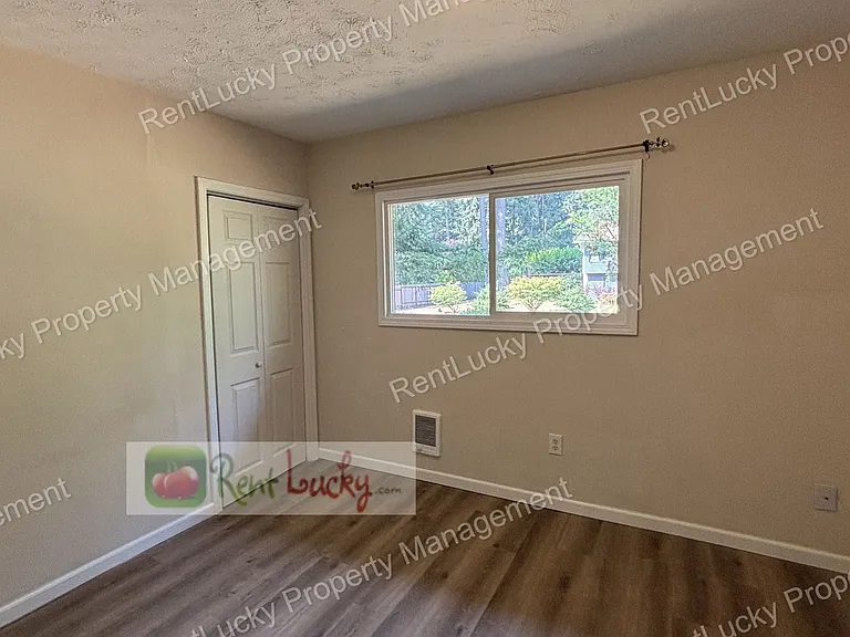 14624 161st Ave SE — Photo 13