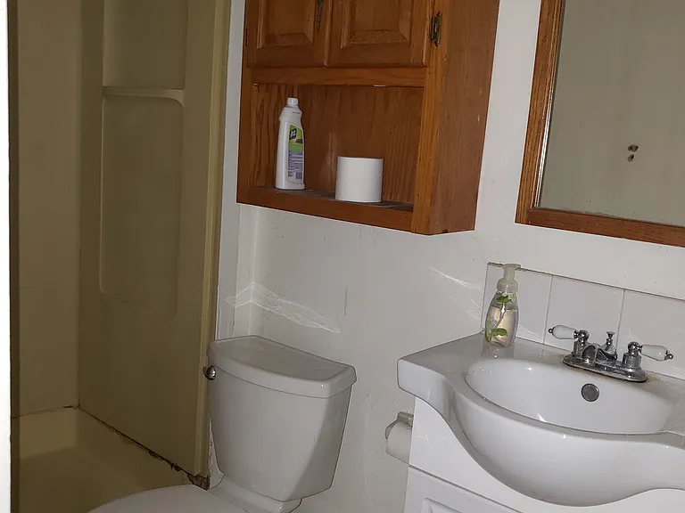 64 Old Lancaster Rd — Photo 8