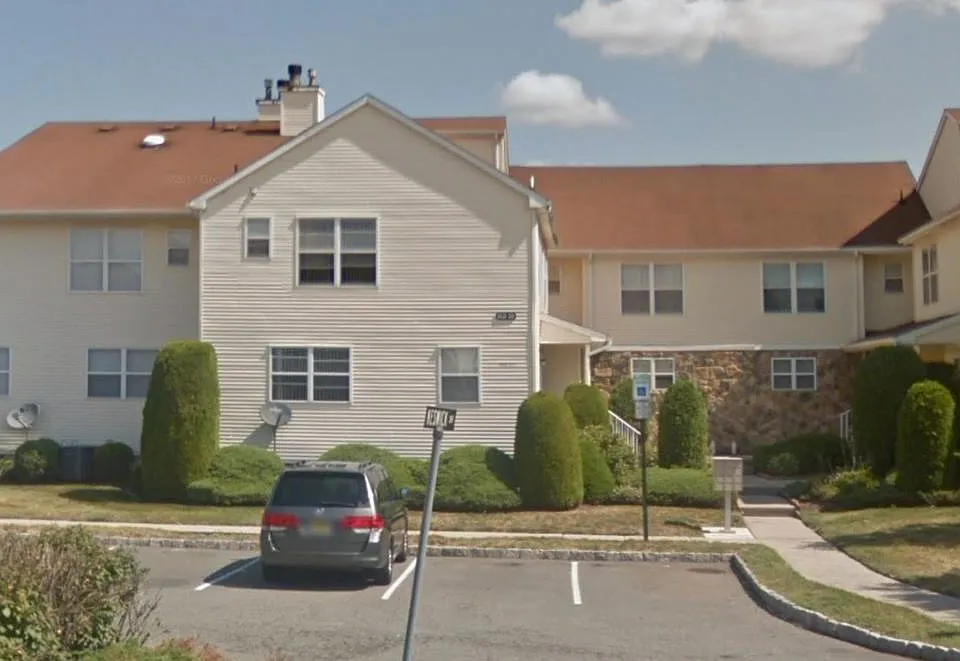 225 Bexley Ln