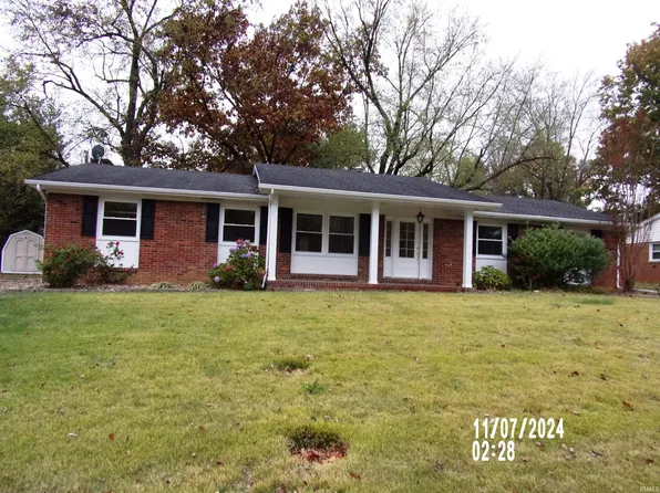 5608 Winston Rd, Evansville, IN 47710