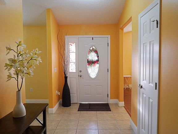 3rd image of 2757 Abney Ave