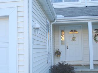 1262 Meadow Run, Akron, OH 44321