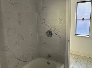 1801 S Broad St #1R, Philadelphia, PA 19148