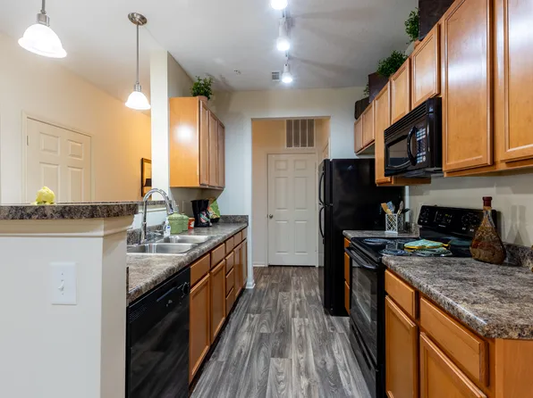 Market Street Station Apartments