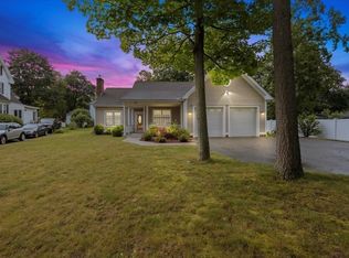 25 Lake St, Wilmington, MA 01887