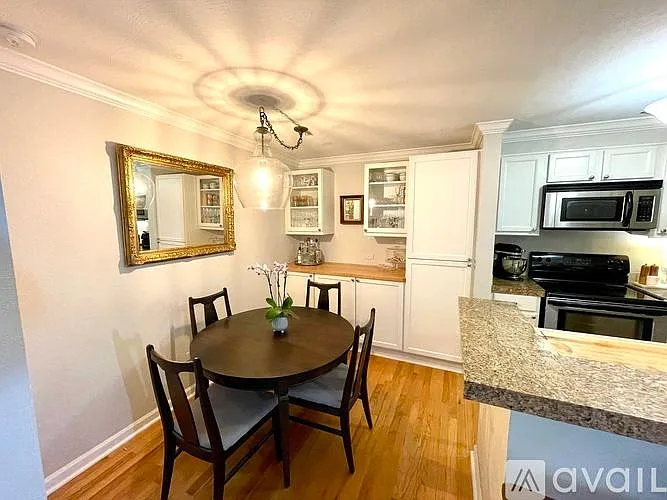 2 bed, 775 sqft, $2,000 — Photo 4